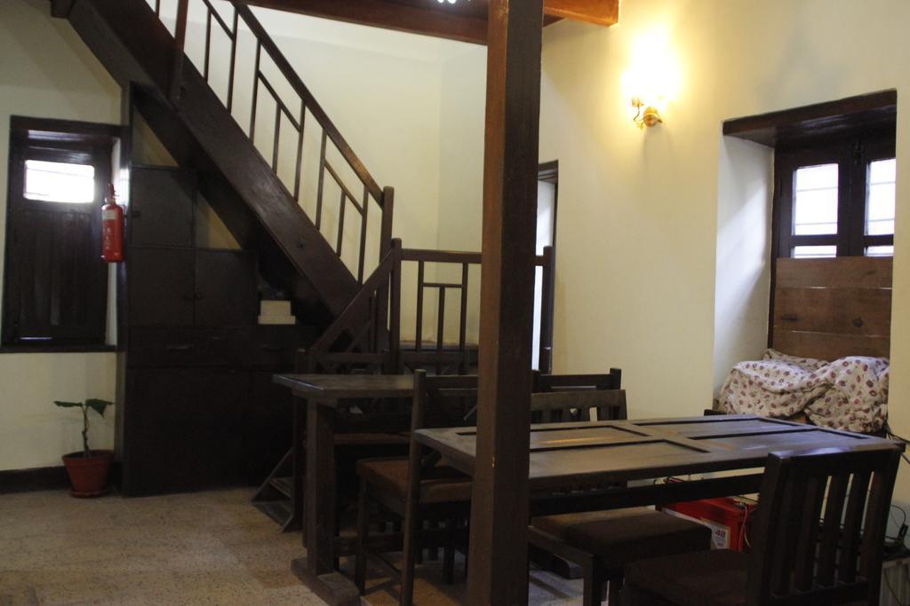 Hotel Peace N Park Kathmandu Exterior foto