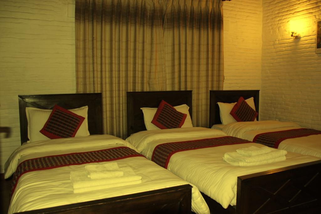 Hotel Peace N Park Kathmandu Exterior foto