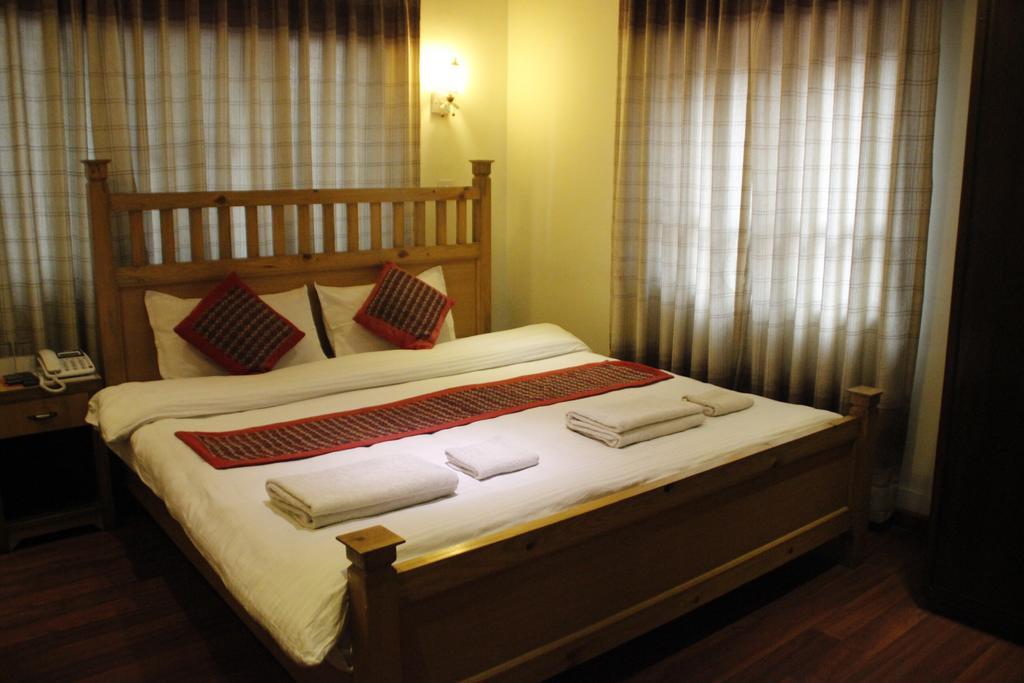 Hotel Peace N Park Kathmandu Zimmer foto