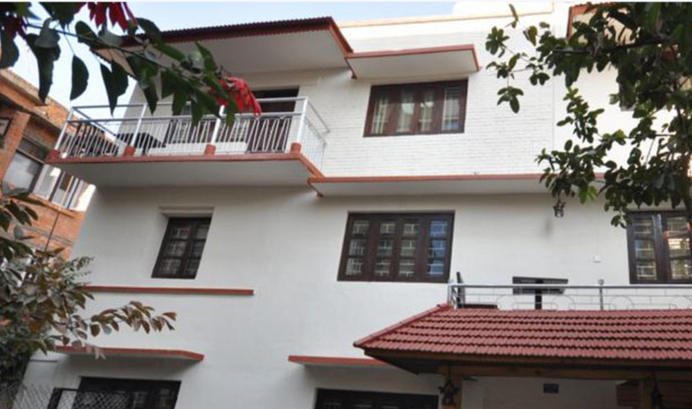 Hotel Peace N Park Kathmandu Exterior foto